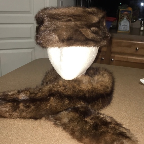 deborah exclusive mink hat